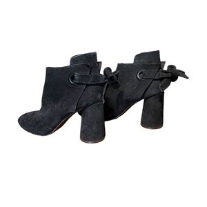 AD & Daughters Tie Back Ankle Booties Size 8